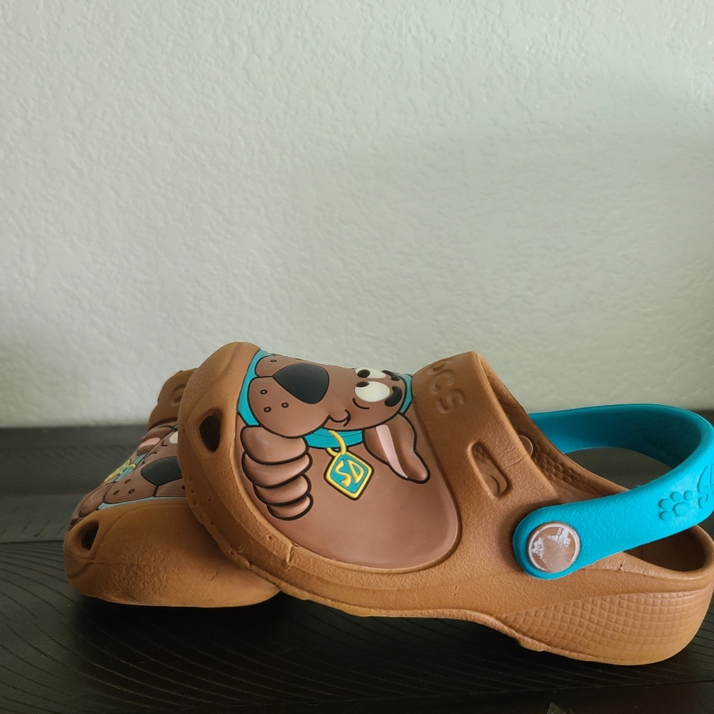 Scooby-Doo crocs